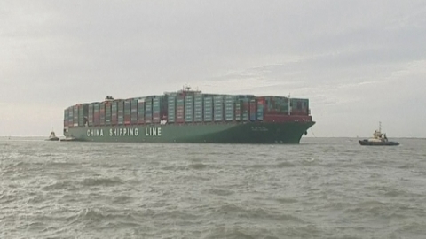 World's largest container ship arrives in the UK